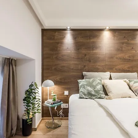 Apartment Bpr Luxurious & Stylish Duplex